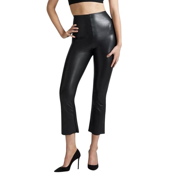 Commando Pants - Commando Faux Leather Cropped Flare Leggings Black Size Medium SLG33